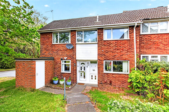 3 Bedroom Semi-Detached House For Sale In Bishopdale, Bracknell, RG12