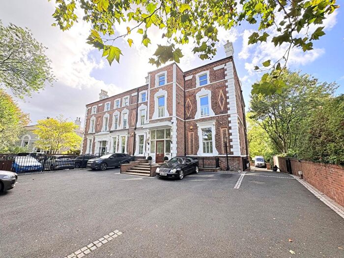 2 Bedroom Flat To Rent In Croxteth Road, Princes Park, Liverpool, Merseyside, L8