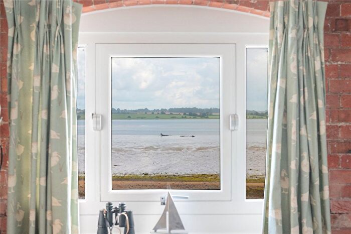 1 Bedroom Flat For Sale In The Quayside Maltings, High Street, Mistley, Manningtree, Essex, CO11