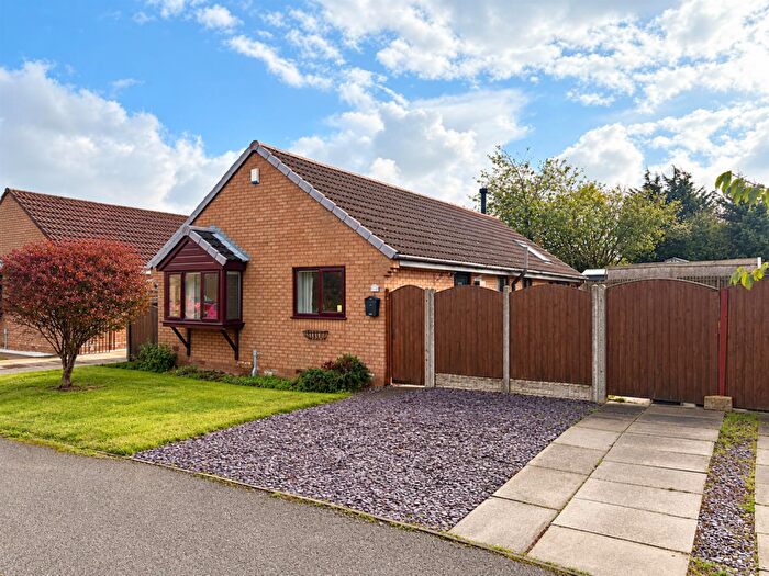 4 Bedroom Detached Bungalow To Rent In Priory Way, Snaith, DN14
