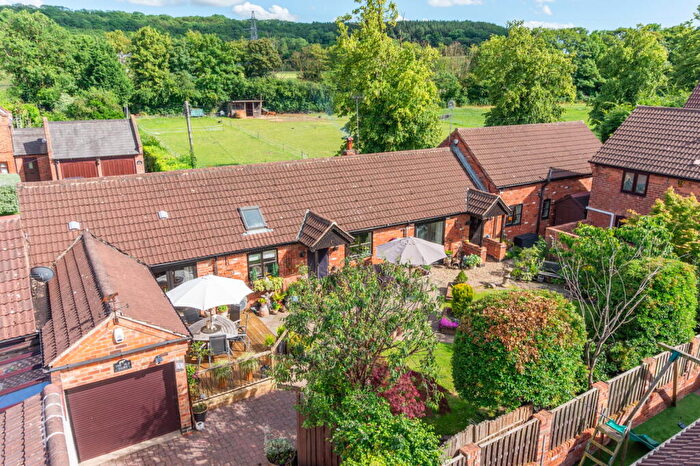 4 Bedroom Barn Conversion For Sale In The Old Dairy, Wood Farm Court, Thrumpton, NG11