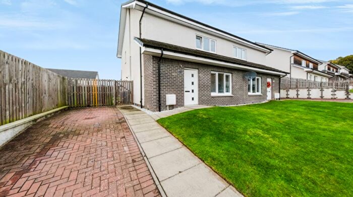 3 Bedroom Semi-Detached House For Sale In Summerfield Avenue, Dundee, DD4