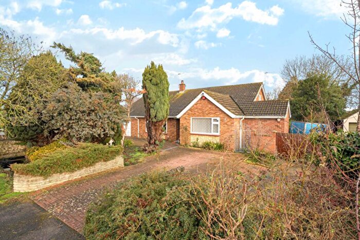 5 Bedroom Detached Bungalow For Sale In Green End Road, Great Barford, MK44