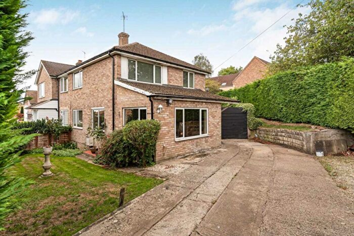3 Bedroom Semi-Detached House For Sale In Farm Close Road, Wheatley, OX33