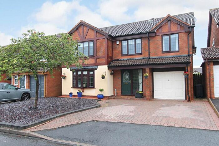 5 Bedroom Detached House For Sale In Pochard Close, Kidderminster, DY10