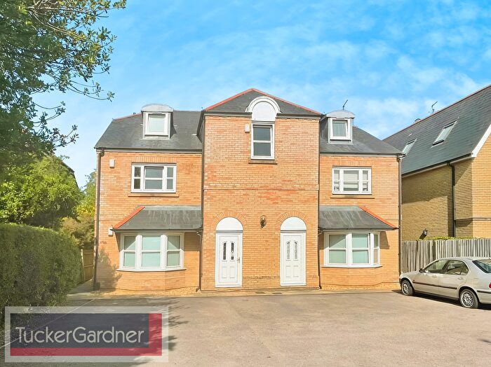 2 Bedroom Flat To Rent In Cavendish Place, Cambridge, CB22