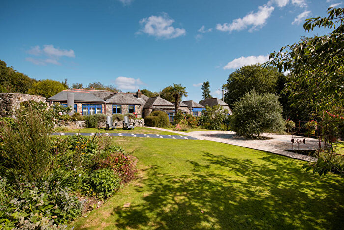 5 Bedroom Detached House For Sale In St Ewe, Nr Heligan, PL26