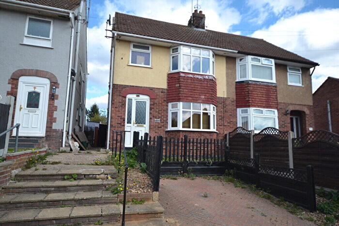 4 Bedroom Semi-Detached House To Rent In Hazelton Road, Colchester, CO4
