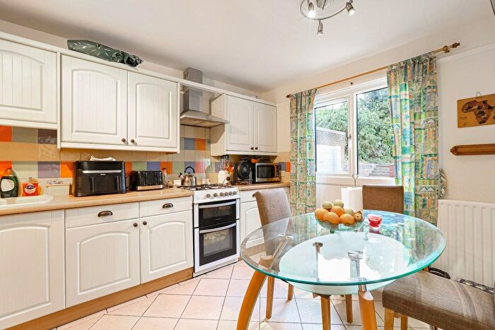 3 Bedroom End Of Terrace House For Sale In Brockley Park, London, SE23
