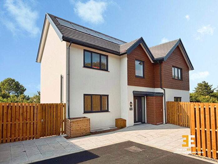 2 Bedroom Apartment For Sale In Galwad Y Mor, Penmaenmawr, LL34