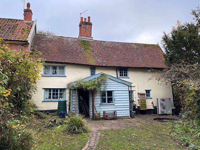 4 Bedroom Semi-Detached House For Sale In Church Hill, Hoxne, Eye, IP21