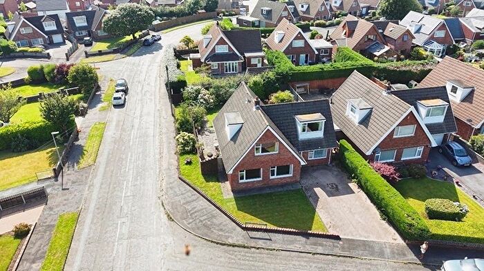 3 Bedroom Detached House For Sale In Glanyrafon Close, Penllergaer, Swansea, West Glamorgan, SA4