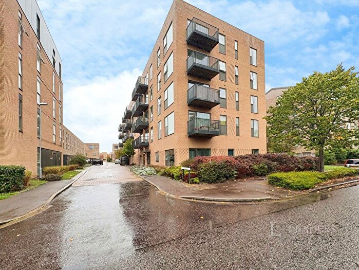 2 Bedroom Flat To Rent In Nine Wells Road, Trumpington, Cambridge, CB2
