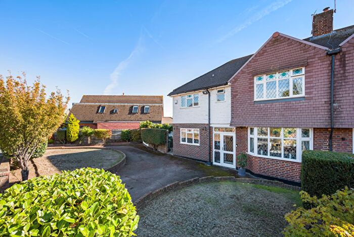 4 Bedroom Semi-Detached House For Sale In Packmores Road, Eltham Heights, SE9