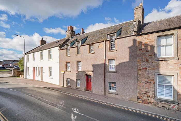 1 Bedroom Apartment For Sale In High Street West, Anstruther, Fife, KY10