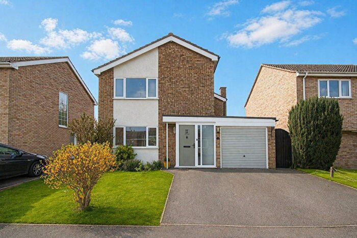 3 Bedroom Detached House For Sale In Strollers Way, Stetchworth, Newmarket, CB8