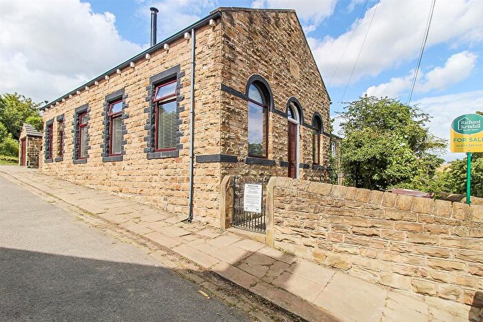 4 Bedroom Detached House For Sale In The Combs, Dewsbury, WF12
