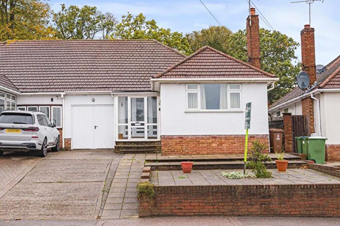 2 Bedroom Bungalow For Sale In Hurst Road, Bexley, DA5