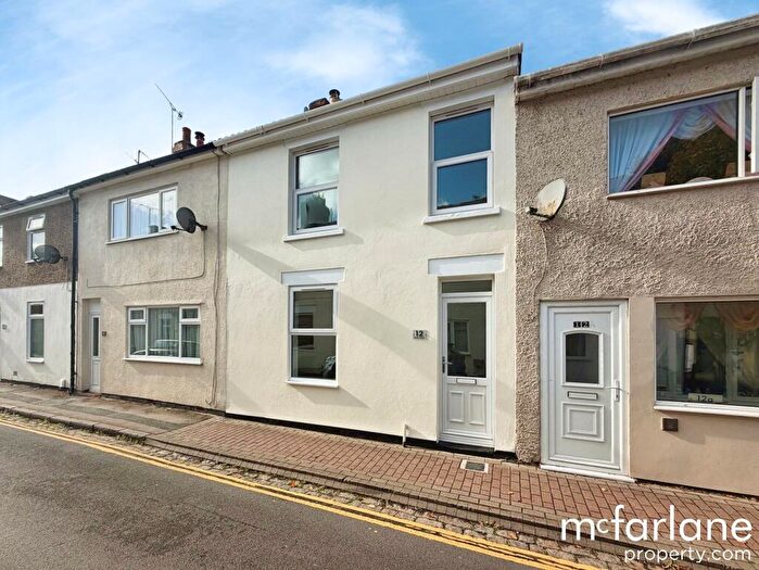 2 Bedroom Terraced House For Sale In Union Street, Swindon, SN1