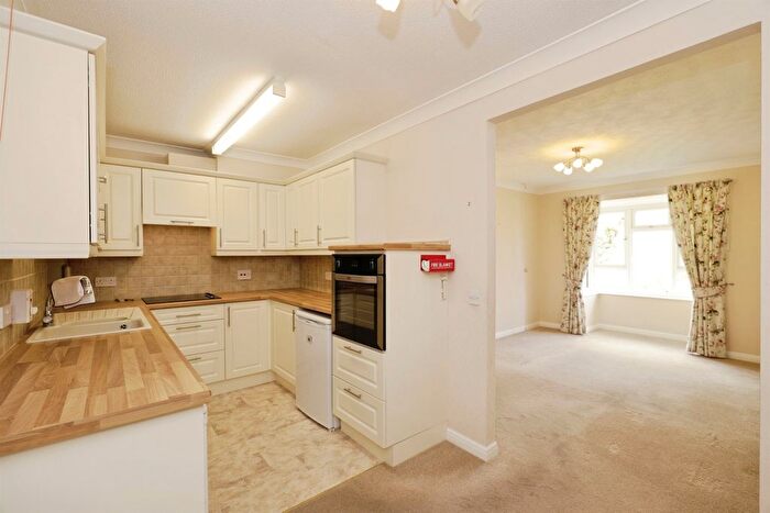2 Bedroom Flat For Sale In St Marys Mews, Wigginton, York, YO32