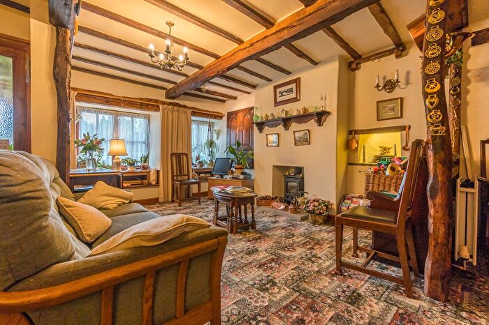 4 Bedroom Terraced House For Sale In Seed Howe Cottages, Staveley, LA8