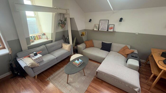 2 Bedroom Flat To Rent In Albion Place, Leeds, LS1