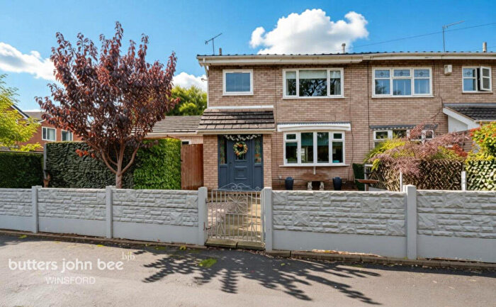 5 Bedroom Semi-Detached House For Sale In Llandovery Close, Winsford, CW7