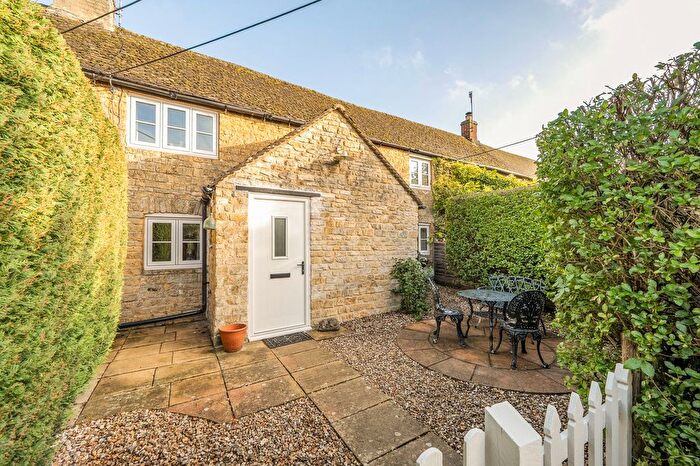 3 Bedroom Cottage To Rent In Mouse Trap Lane, Bourton-On-The-Water, GL54