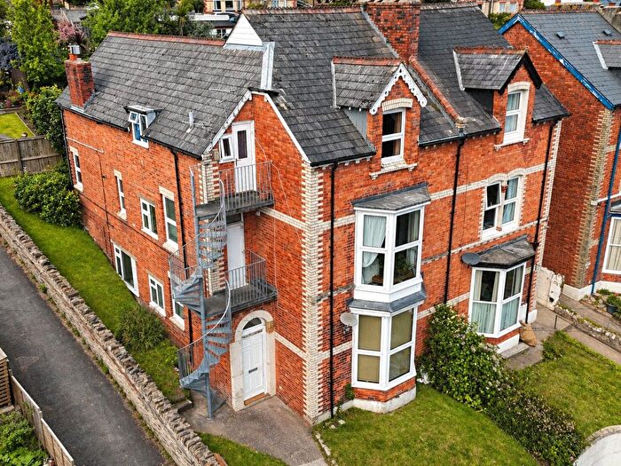 2 Bedroom Flat For Sale In St. Brannocks Road, Ilfracombe, EX34