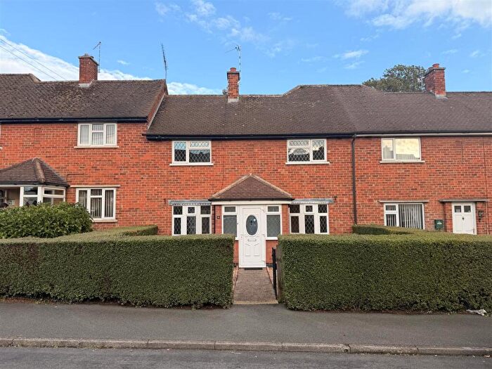 3 Bedroom Town House For Sale In Cartwright Drive, Oadby, LE2