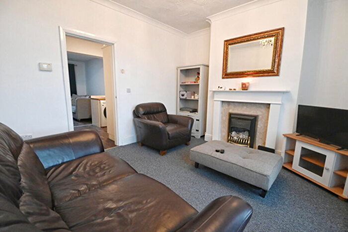 2 Bedroom Terraced House For Sale In Cresswell Street, Barnsley, S75