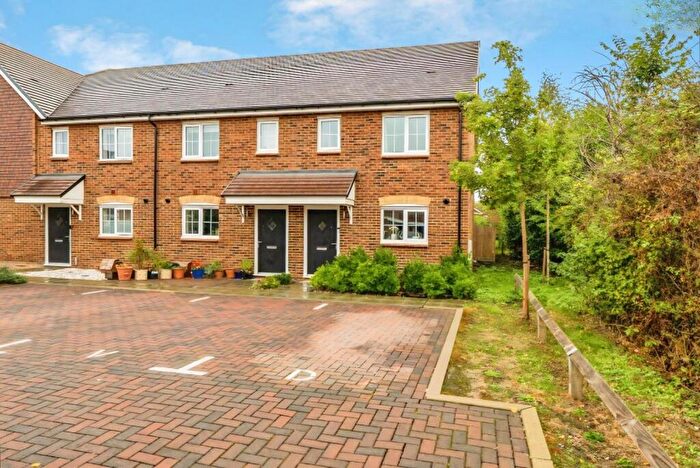 2 Bedroom End Of Terrace House For Sale In Compass Rose Road, Ash Green, Surrey, GU12