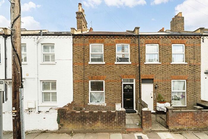 4 Bedroom Property For Sale In Meyrick Road, Kensal Rise, NW10