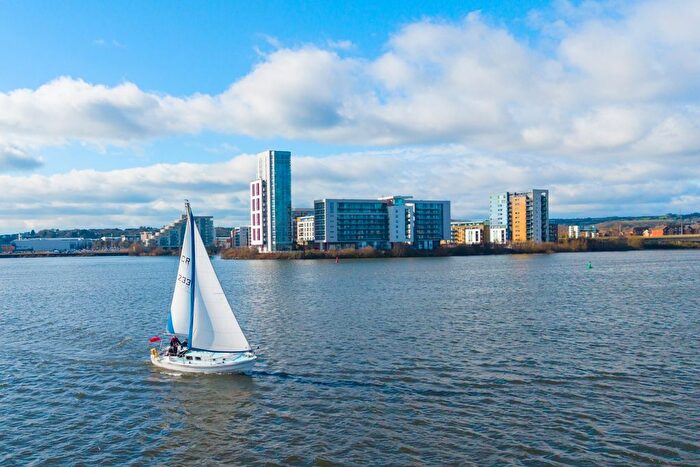 1 Bedroom Flat For Sale In Dover Court, Cardiff Bay, CF11