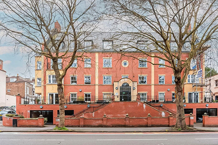2 Bedroom Flat For Sale In The Old Library, Cheltenham Road, Bristol, BS6