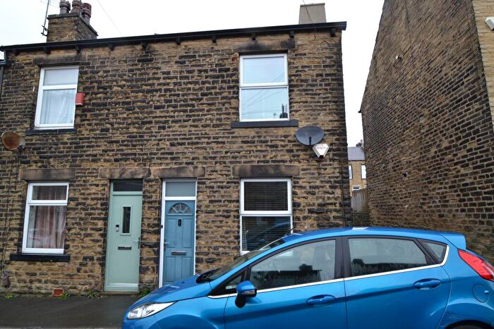 2 Bedroom End Of Terrace House For Sale In Mount Street, Eccleshill, BD2