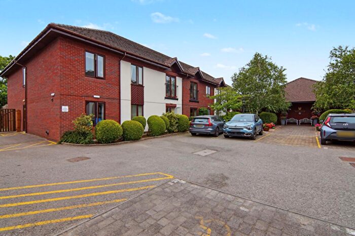 1 Bedroom Flat For Sale In Hospital Lane, Bedworth, CV12