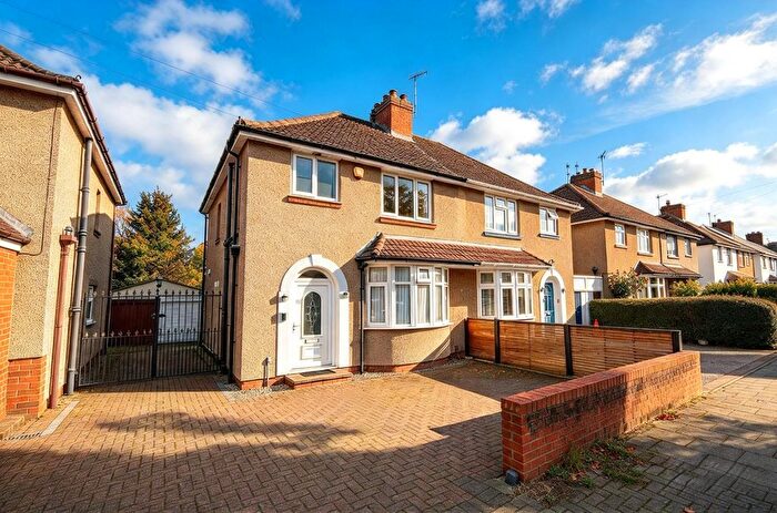 3 Bedroom Semi-Detached House For Sale In Donald Road, Bristol, BS13