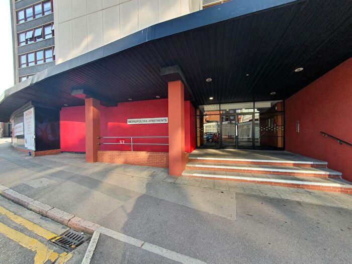 2 Bedroom Penthouse For Sale In Lee Circle, City Centre, Leicester, LE1