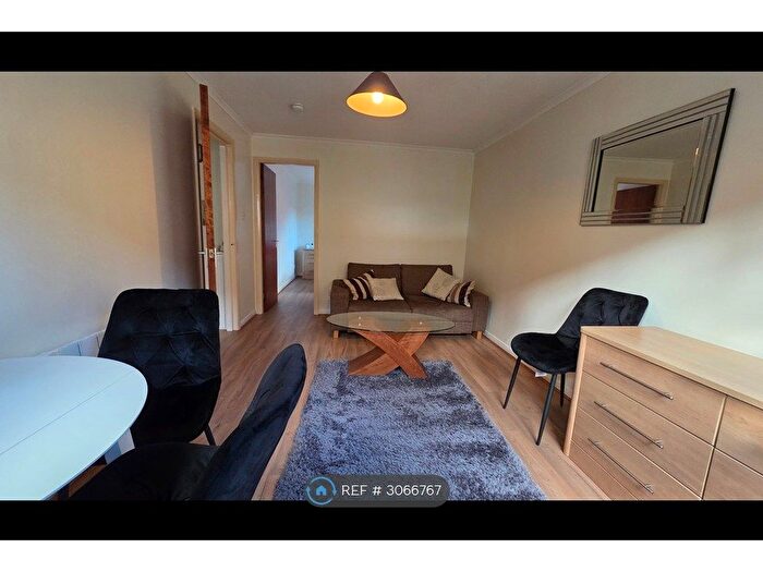 1 Bedroom Flat To Rent In Bryson Road, Edinburgh, EH11