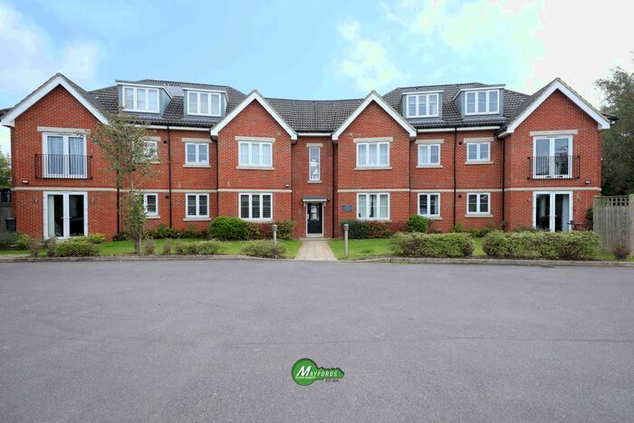 2 Bedroom Flat To Rent In September Place, -, Headstone Lane, Harrow, HA2