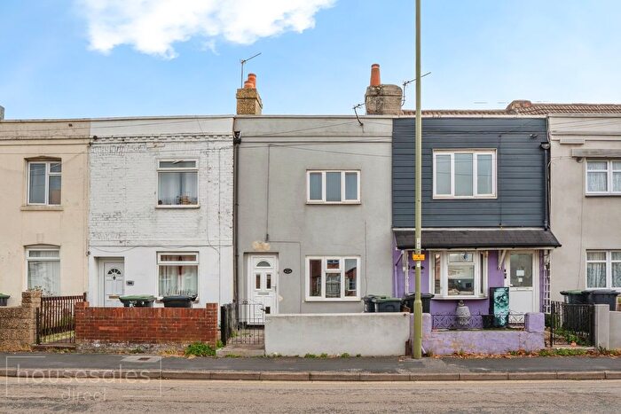 2 Bedroom Terraced House For Sale In Brockhurst Road, Gosport, PO12