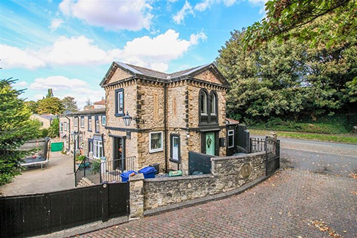 6 Bedroom Detached House For Sale In Church Street, Brotherton, Knottingley, WF11