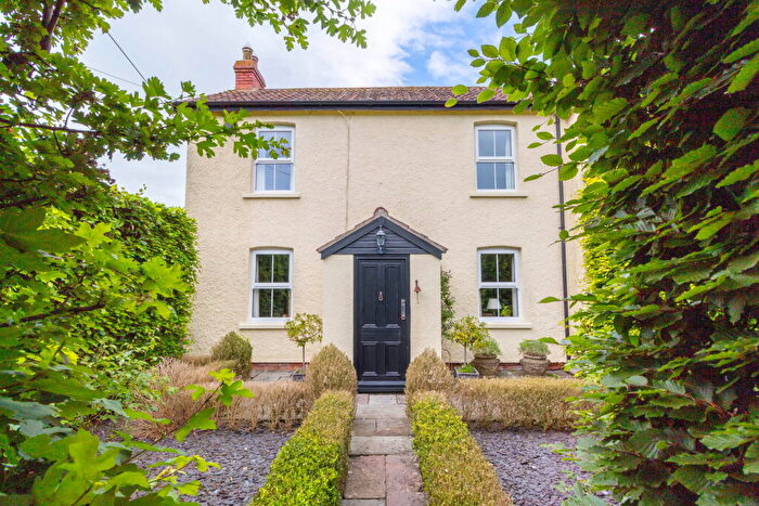 4 Bedroom Detached House For Sale In Brinsea Road, Congresbury, BS49