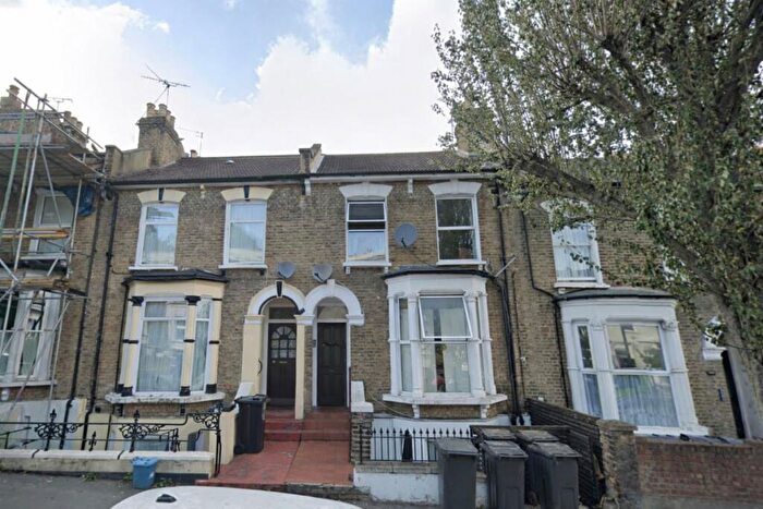 5 Bedroom Terraced House For Sale In Powerscroft Road, Lower Clapton, London, E5