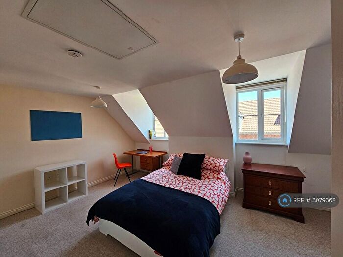 6 Bedroom Terraced House To Rent In Bostock Road, Chichester, PO19