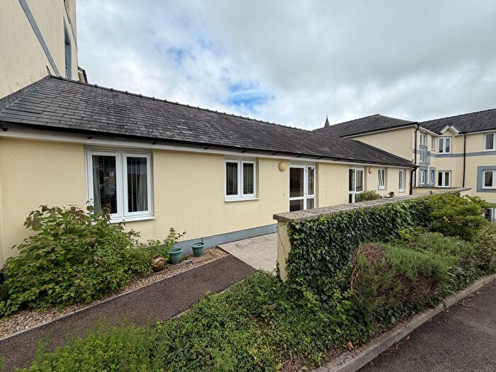 1 Bedroom Flat For Sale In Grosvenor Court, Western Road, Ivybridge, PL21