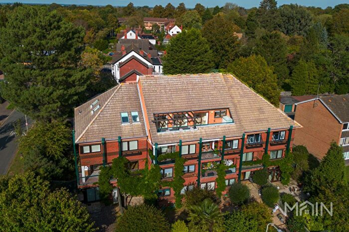 2 Bedroom Property For Sale In Hawthorne Drive, Leicester, LE5
