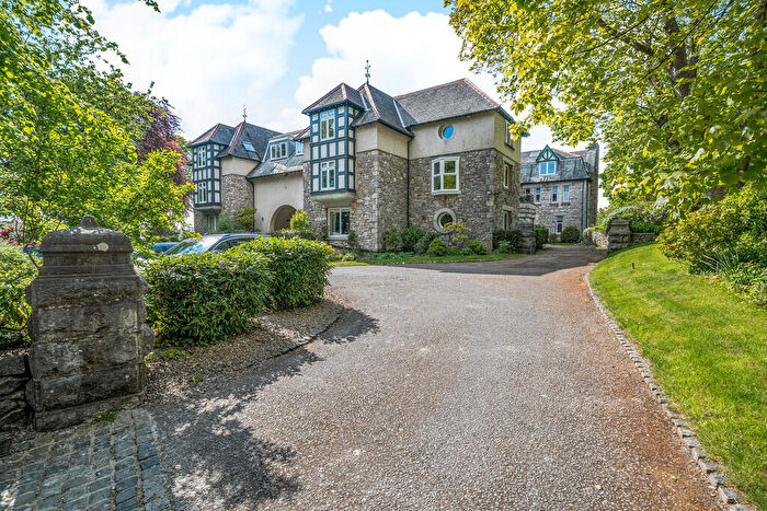 2 Bedroom Flat For Sale In Apartment, Heathcliffe Court, Redhills Road, Arnside, Cumbria, LA5