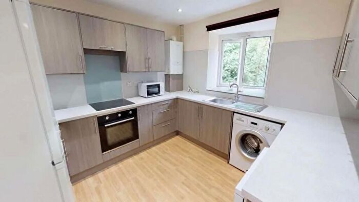 6 Bedroom Flat To Rent In B Harcourt Road, Harcourt House, Crookesmoor, S10